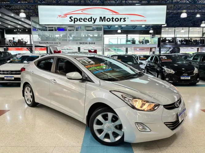 Hyundai Elantra GLS 1.8 16V Aut. 2013