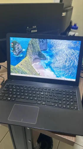Notebook ASUS VivoBook X540MA