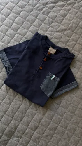 Camiseta manga curta menino tamanho 9/10 marca carinhoso