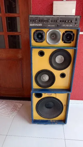 Vendo um som montado.