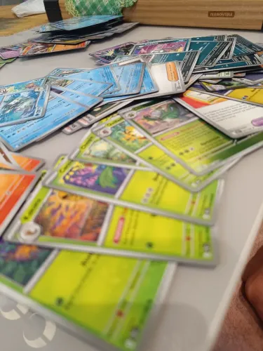 Cards pokemon coleção Caos Ascendente 