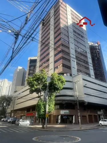 Lojas para alugar com aproximadamente 138,43m² na Rua Piauí  Excelente ponto comercial em 