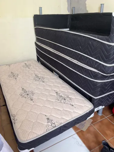 Camas Box Solteiro com Colchão Molas - Conforto e Qualidade