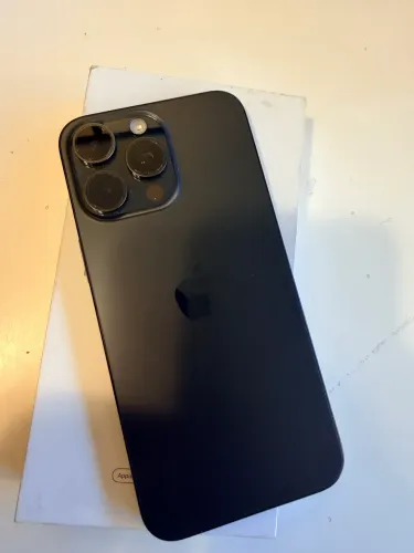 iPhone 15 pro Max 256 preto