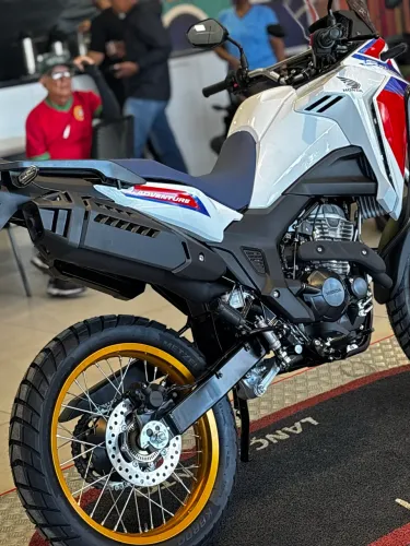 XRE 300 SAHARA ADVENTURE 2027