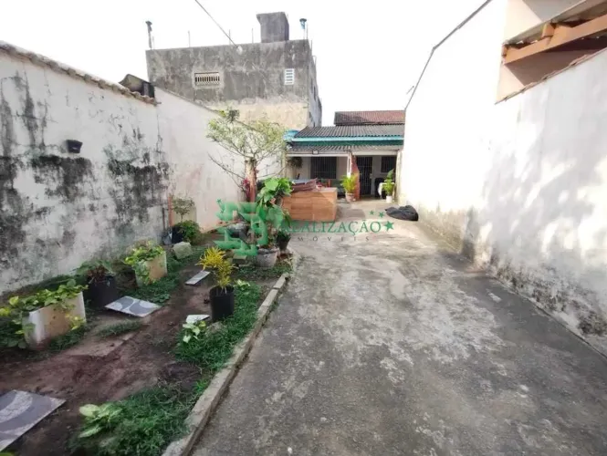 Casa com Edicula em Mongaguá no Bairro Agenor de Campos 8