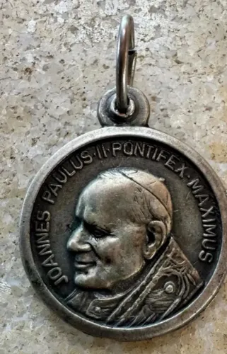 PINGENTE COM A IMAGEM DO PAPA JOÃO PAULO II
