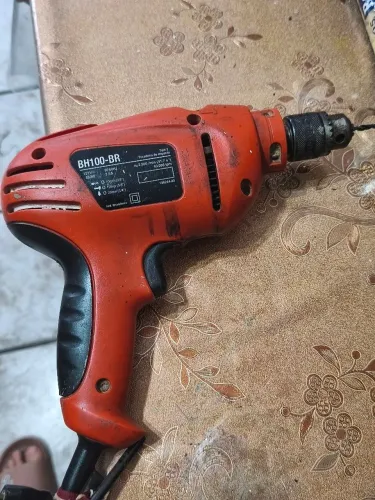 Furadeira black+Decker 110v 450W