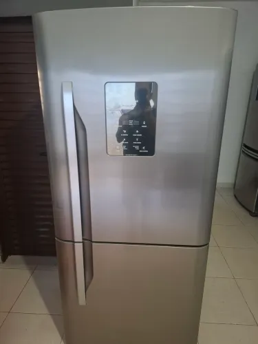 Geladeira Electrolux Inverse 590 Litros