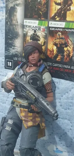 FIGURA DE AÇÃO BONECA GEARS OF WAR ITEM RARO ARTICUALDO ORIGINAL COM JOGO INCLUSO