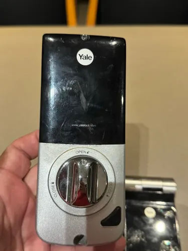 Fechadura Yale YDF 40 apenas peças