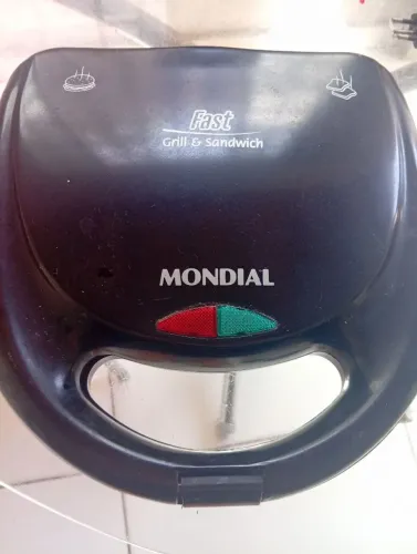 Sanduíxeira grill