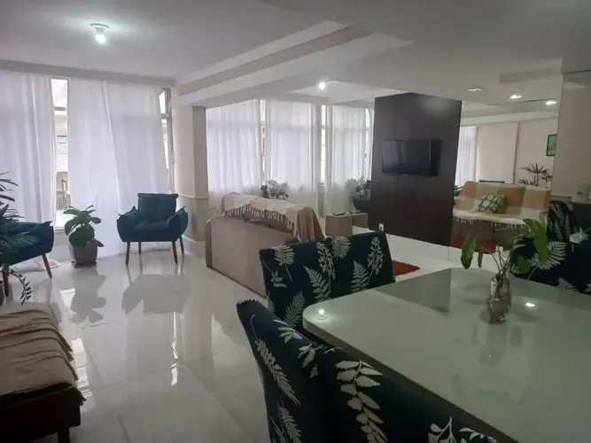 Apartamento à Venda no Ingá 3 Quartos (1 Suíte com Hidromassagem), 2 Vagas e Lazer Comple
