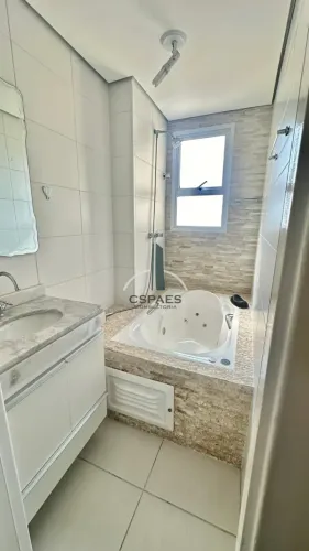 Cond. Nações, 2 dormitórios, cozinha planejada, banheira, andar alto, 2 banheiros, 1 vaga