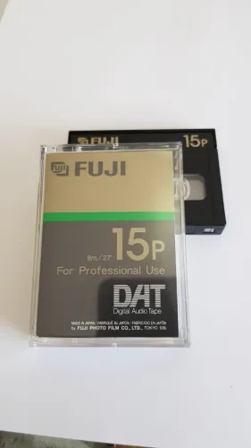 Fita Digital Audio Tape DAT Fuji 15P Profissional Lacrada - Áudio Premium