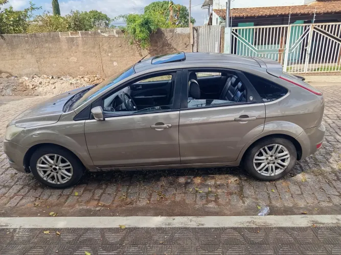 Ford Focus Ghia 2.0 16v/ 2.0 16V Flex 5P AUT 2009