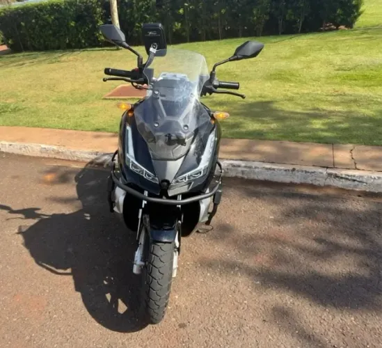 Scooter Urban 150cc EFI - Impecável, Estilo Crossover/Adventure, Completa e Econômica!