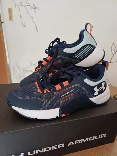 Tênis Under Armour Tribase Reps - Feminino <br>Tamanho 34