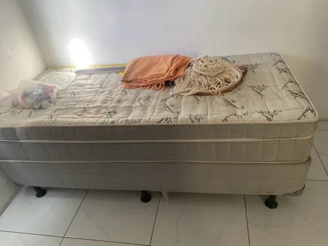 Cama solteiro