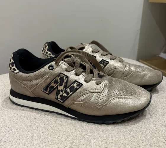 Tênis New Balance + Animale