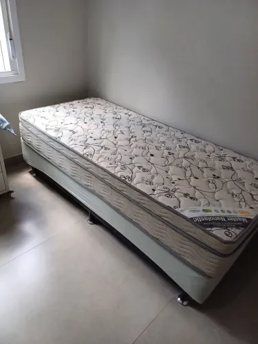 Cama solteiro