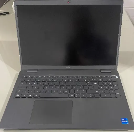 Dell Latitude 3520 I7 11gen RAM 16GB 1TB SSD