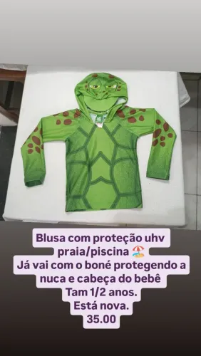 Roupas de praia e brinquedos menino 1 ano