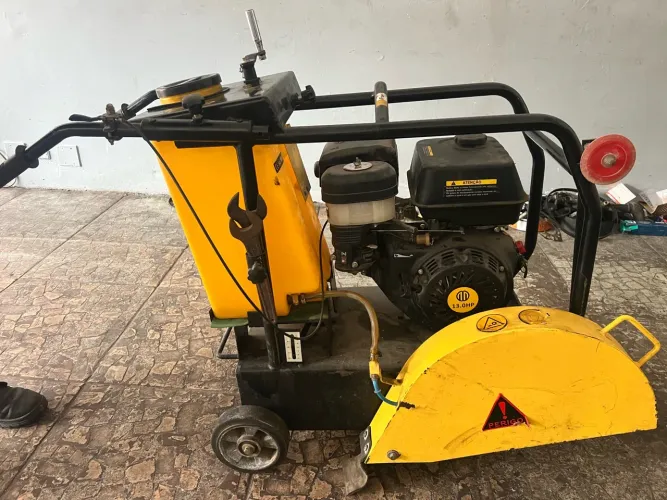 Cortador de piso