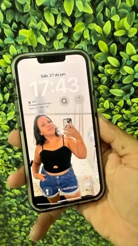 iPhone 13