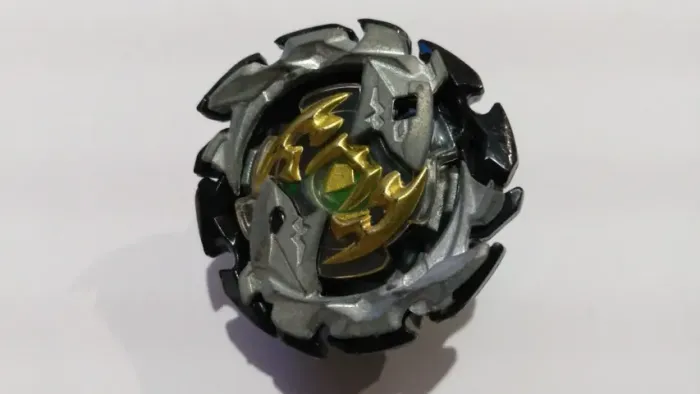 Beyblade Emperor Forneus B-106combate usado sem lançador