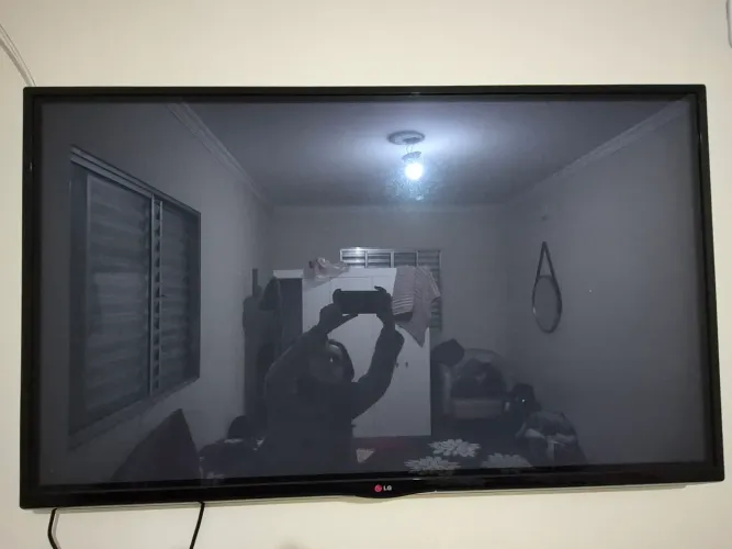 Televisão LG 60 polegadas. 