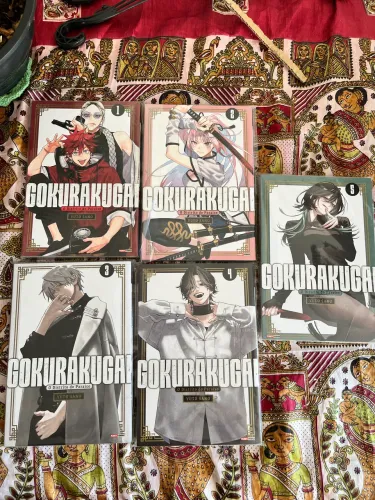 Mangá Gokurakugai, volumes 1-5