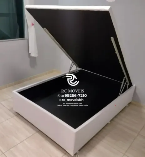 Cama box Baú Casal 1.38x1.88 Inteiriço Blindado com Pistão a Gás