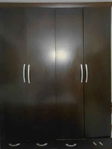 Desapego Urgente - Guarda-roupa de Casal Grande