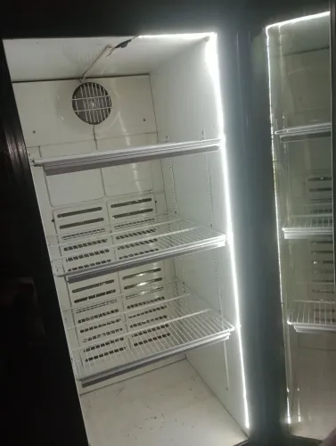 Expositora cervejeira barato entrego 1600 sai logo funcionando 