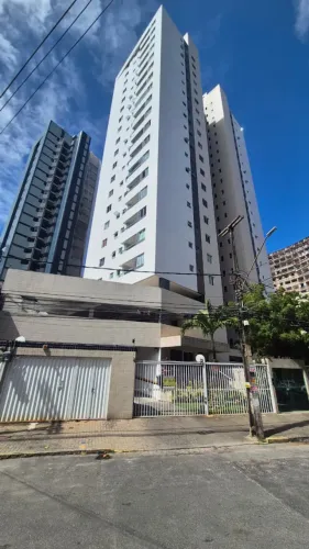 Oportunidade , pronto para morar no Coração de Boa Viagem . 2q a 2 quadras do mar .