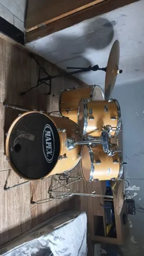 Bateria mapex completa
