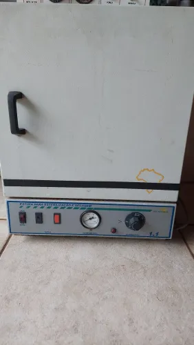 Estufa grande para esterilizar