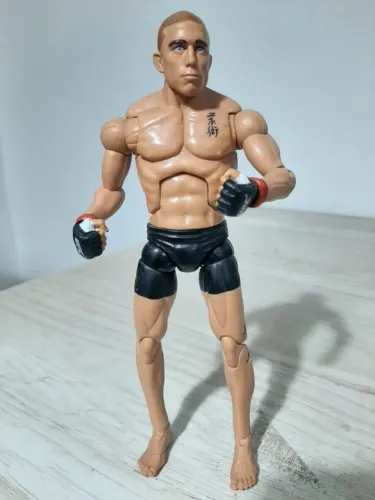 Boneco lutador MMA Georges St-Pierre