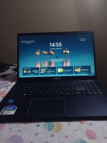 Vendo notebook novo com muito pouco uso