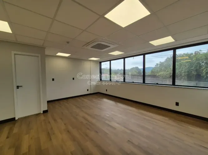 Sala comercial para locação no Infinity Tower em Jaguariúna | 31 m², pronta para uso, loca