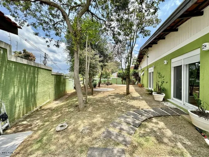 Casa em Condomínio para Venda em Cotia, Granja Viana, 8 dormitórios, 3 suítes, 6 banheiros