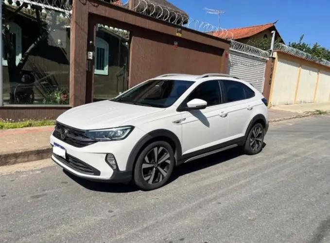Volkswagen Nivus Highline 1.0 200 TSI Flex AUT 2023