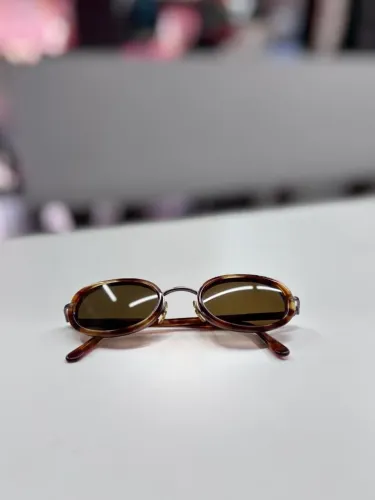 Óculos Vintage GIORGIO ARMANI modelo tartaruga