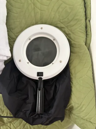 Lupa de Mão Slim com Luz de Wood