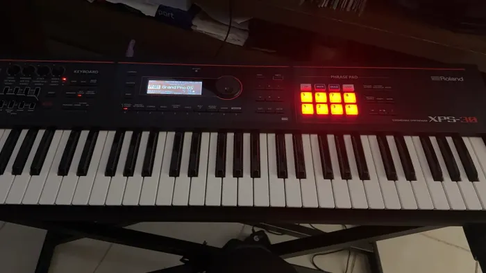 Roland XPS 30
