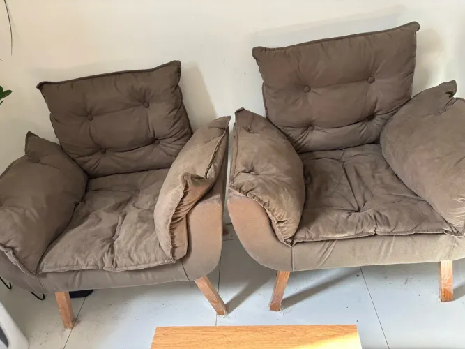 Poltronas semi novas 