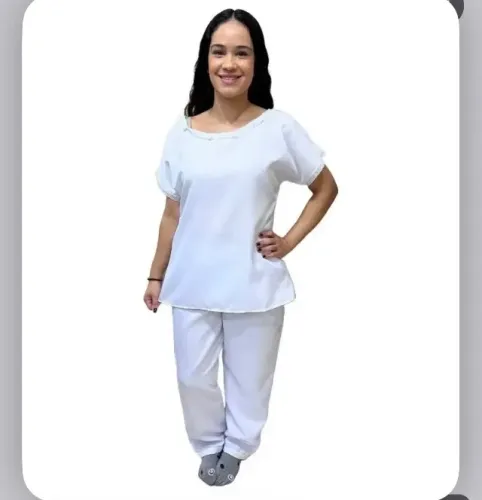 Conjunto branco ou saia de renda