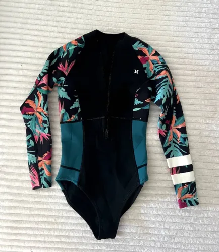 Hurley Advantage Plus 2.2mm feminino