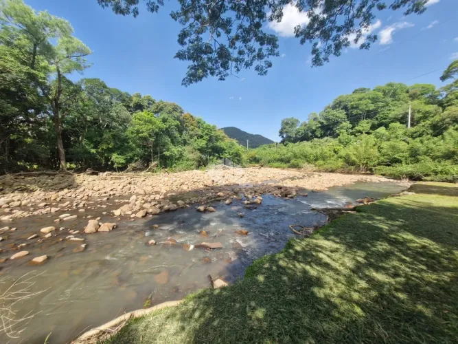 Chácara è venda em Três Barras em Santa Maria